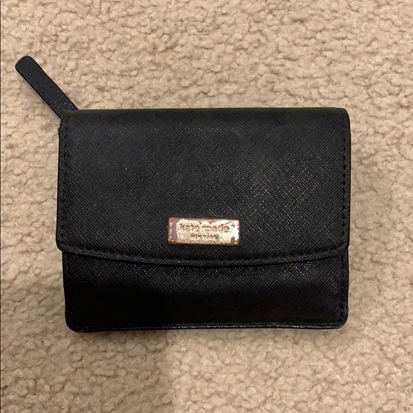 Kate Spade Wallet - Picture 1 of 4